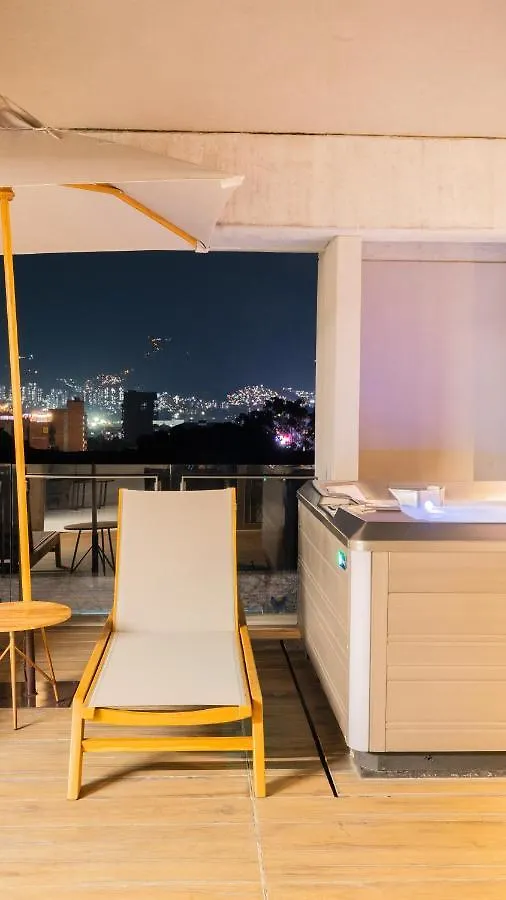 Topa House Medellin