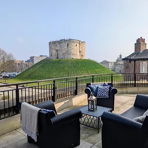 The Old Fire Station Luxury Apartment York