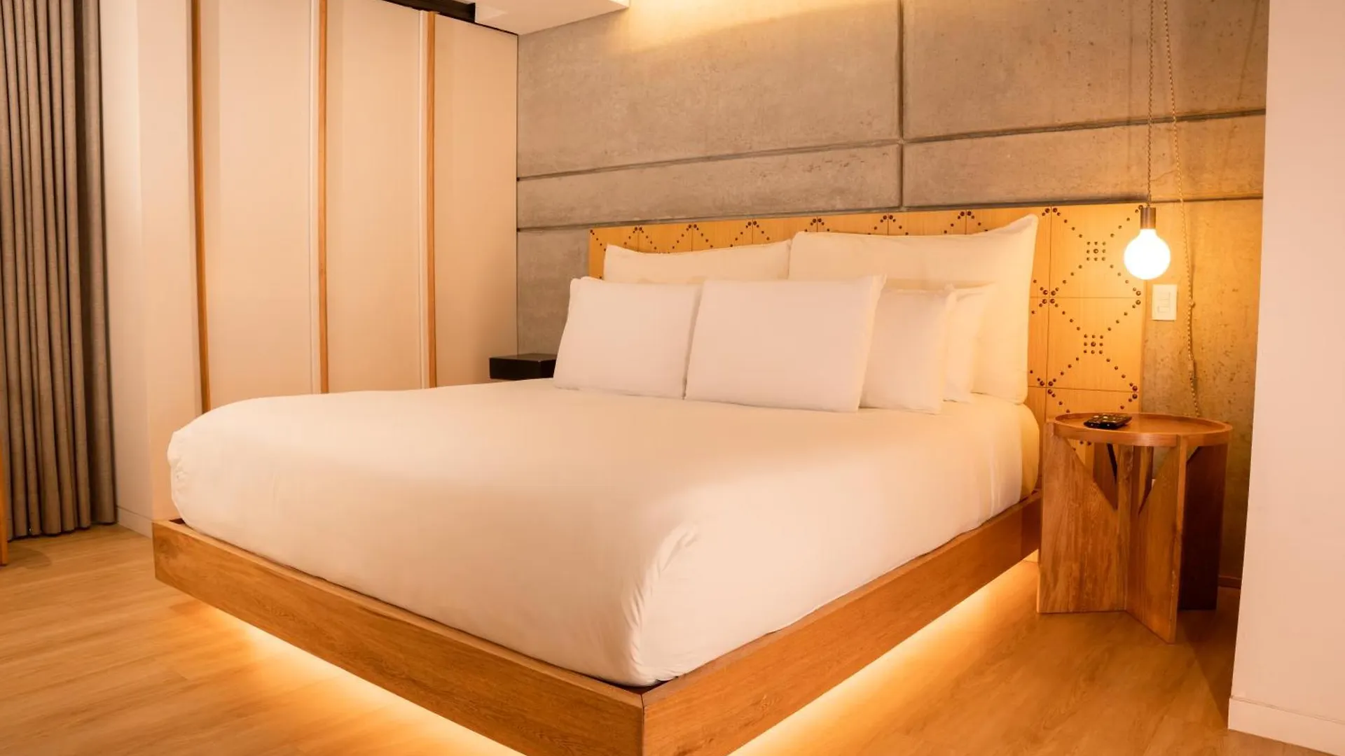 Topa House Medellin Apartment